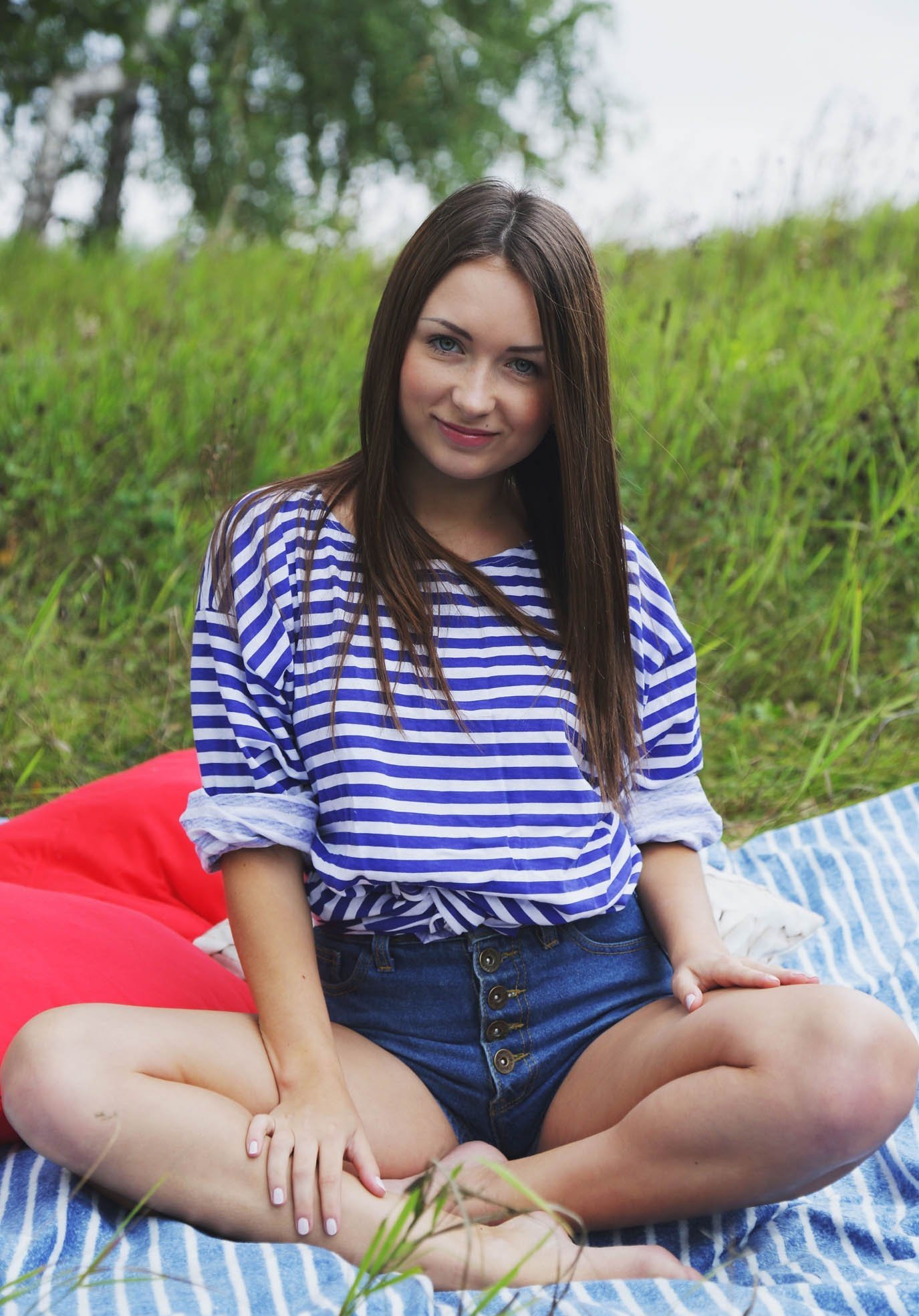 Девушка снимет напряжение и усталость мужчине в Девушка снимет напряжение и усталость мужчине в